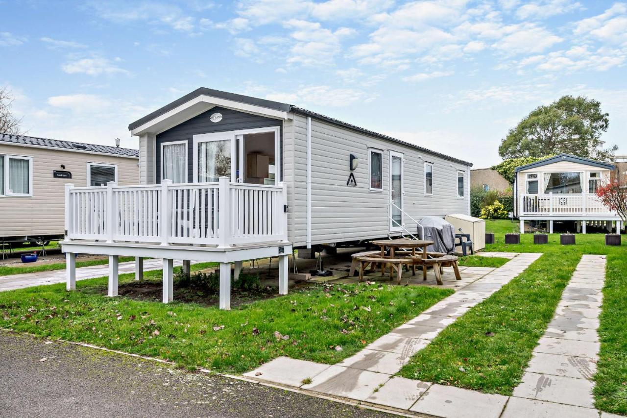 Sea La Vie Lodge, Rockley Park Holiday Park, Poole, Dorset Extérieur photo